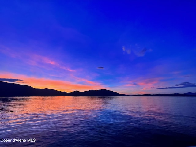 5 Crystal Springs Ct, Sandpoint, ID 83864 - water view featuring mountains