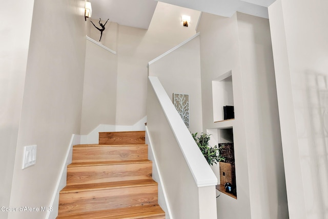 310 W Linden Ave, Coeur Dalene, ID 83814 - view of staircase