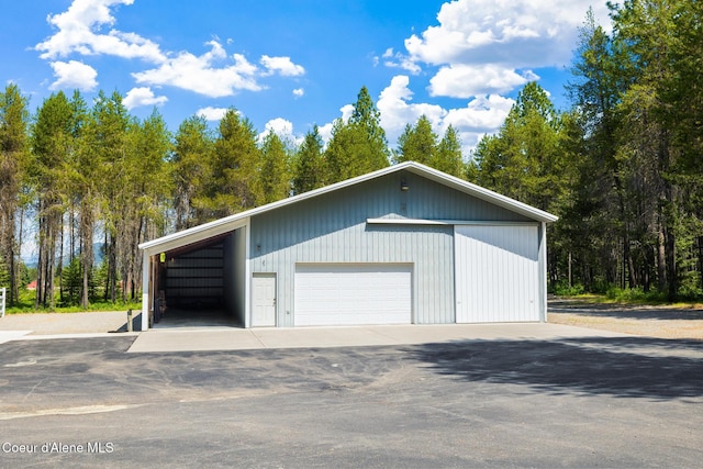 699 W Ranch Ct, Rathdrum, ID 83858 - garage featuring a garage