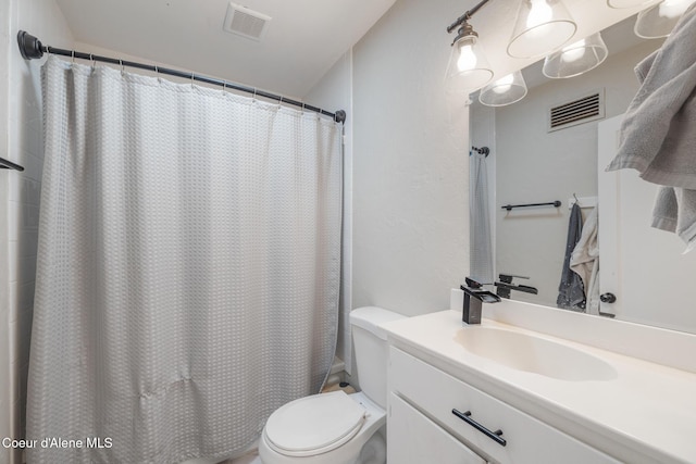 1623 E Boyd Ave, Coeur Dalene, ID 83814 - full bath featuring vanity and a shower with curtain