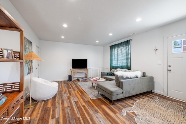 1623 E Boyd Ave, Coeur Dalene, ID 83814 - living area featuring wood finished floors and recessed lighting