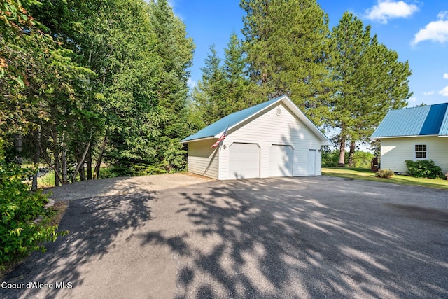 182 Sunnyside Rd, Sandpoint, ID 83864 - view of detached garage