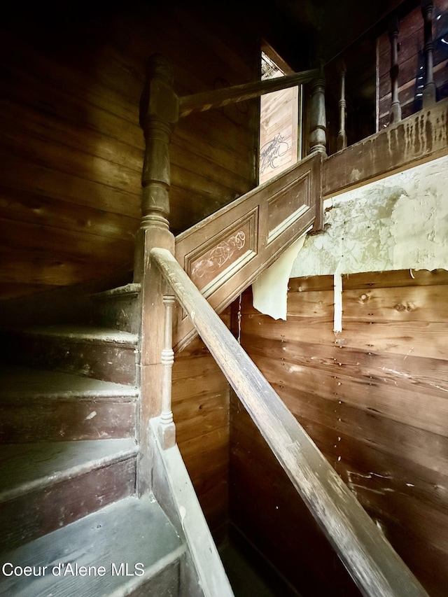 408 High Bank St, Wallace, ID 83873 - stairs with wood walls