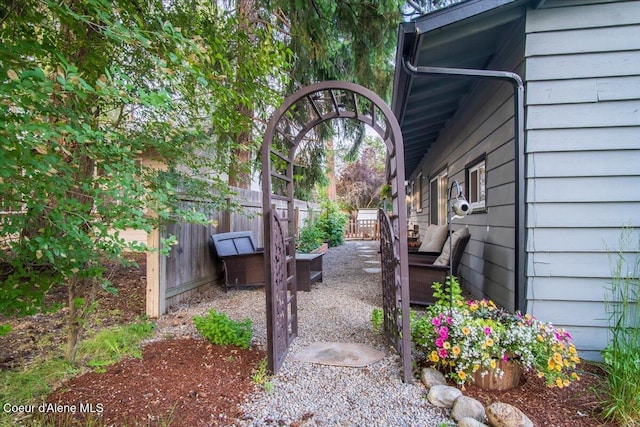 3212 N 7th St, Coeur Dalene, ID 83815 - view of yard