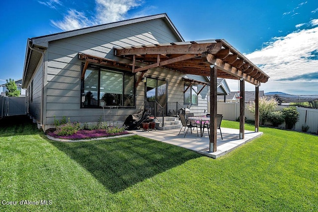 2052 W Bernard Dr, Coeur Dalene, ID 83815 - rear view of property with a fenced backyard and a patio