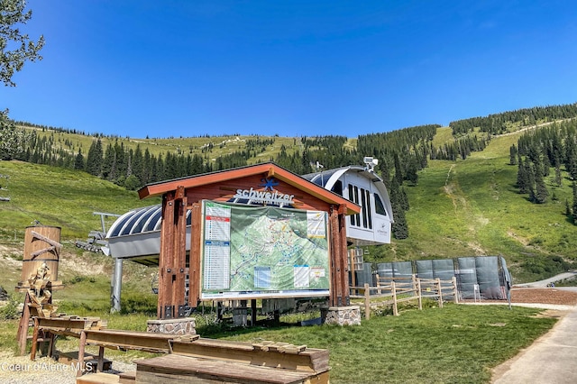 677 Telemark Rd Unit 1, Sandpoint, ID 83864 - surrounding community with a wooded view