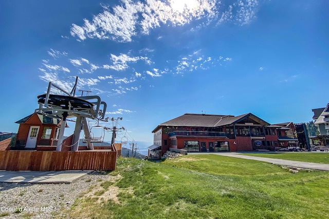 677 Telemark Rd Unit 1, Sandpoint, ID 83864 - view of side of property featuring a yard