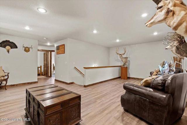 438 Berry Hl, Cocolalla, ID 83813 - living area with light wood-style flooring and recessed lighting