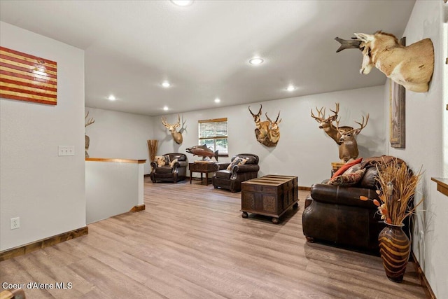 438 Berry Hl, Cocolalla, ID 83813 - living room with light wood finished floors and recessed lighting