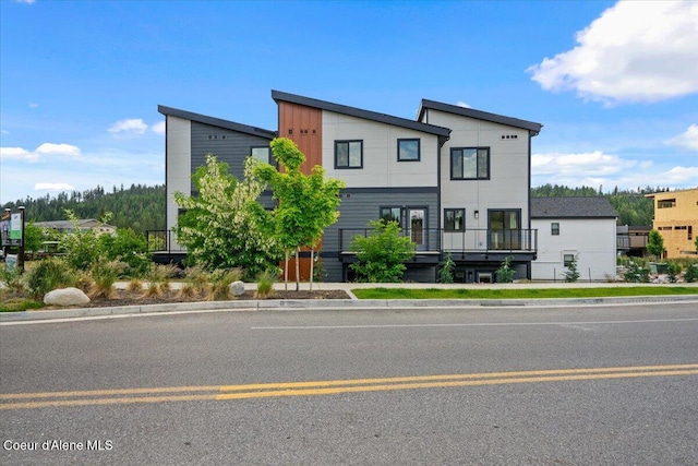 3026 Suzanne C, Coeur Dalene, ID 83815 - view of modern home