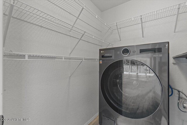 1922 E Rodkey Dr, Post Falls, ID 83854 - laundry room with washer / dryer