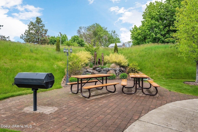 4583 Greenchain Loop Unit 5, Coeur Dalene, ID 83814 - view of patio / terrace with a grill