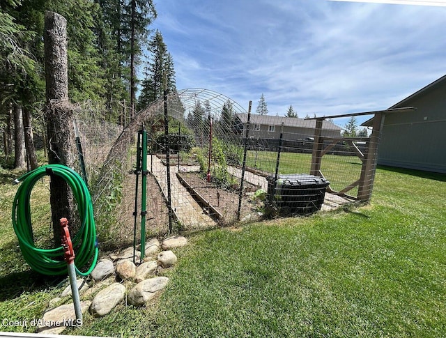 81 Mango St, Moyie Springs, ID 83845 - view of yard
