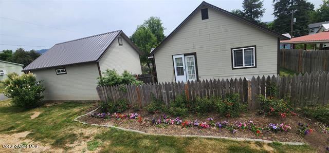817 6th St, Kamiah, ID 83536 - view of home's exterior