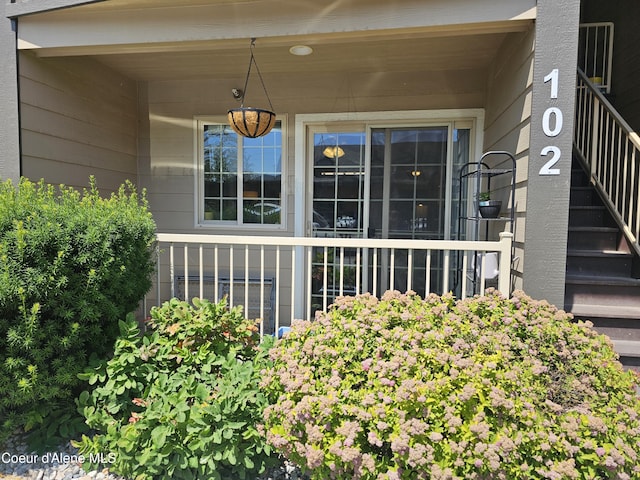 848 N Chase Rd # 102, Post Falls, ID 83854 - exterior view of stairway
