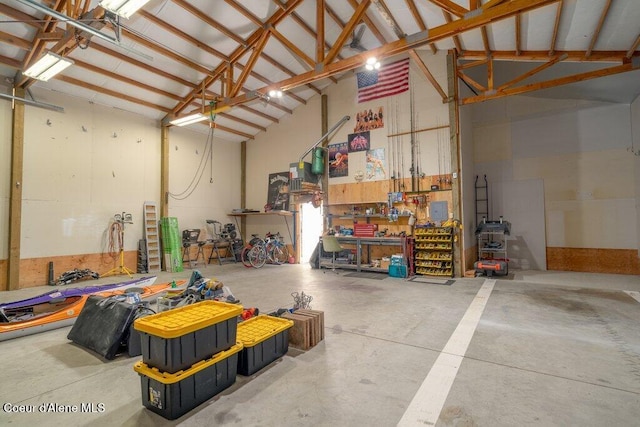 18914 W Riverview Dr, Post Falls, ID 83854 - garage featuring a workshop area