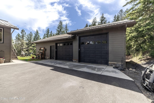 8718 W Sausser Dr, Coeur Dalene, ID 83814 - view of detached garage