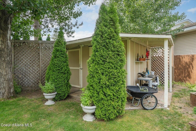 2372 E Thomas Hill Dr, Coeur Dalene, ID 83815 - view of yard
