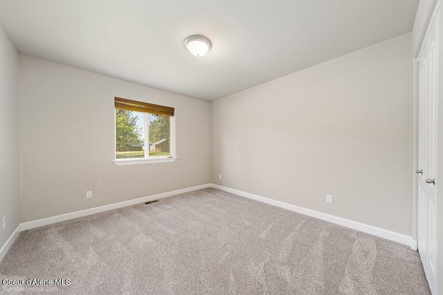 3420 N 19th St, Coeur Dalene, ID 83815 - unfurnished room with carpet floors
