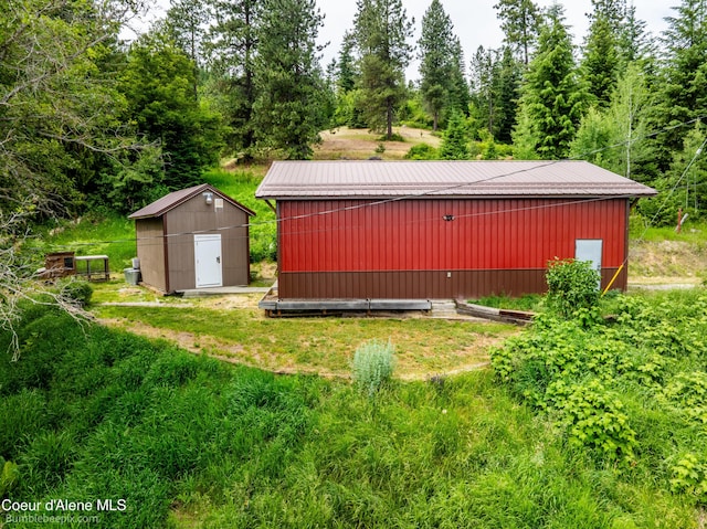 19441 N Rustic Ridge Trl, Rathdrum, ID 83858 - view of yard featuring an outbuilding