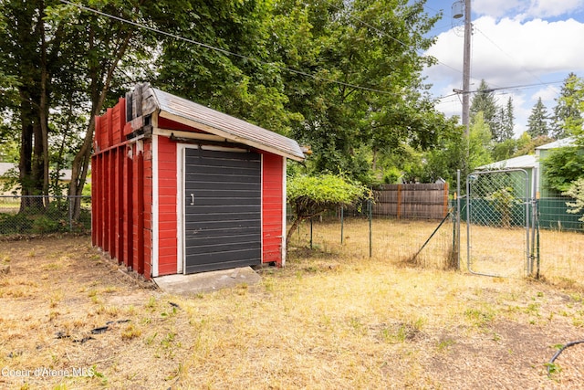 421 W Walnut Ave, Coeur Dalene, ID 83814 - view of shed featuring a fenced backyard