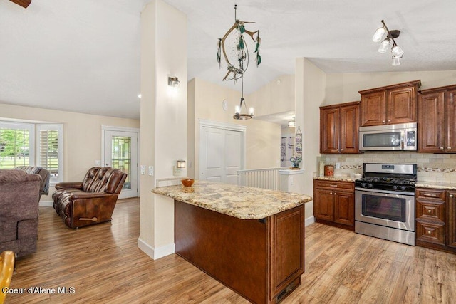 4281 N Deerfield Dr, Coeur Dalene, ID 83815 - photo 12