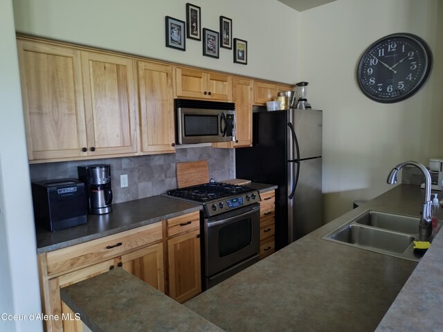 6 Sand Trap Ln, Blanchard, ID 83804 - photo 8
