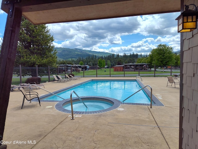 67 Bogie Ln, Blanchard, ID 83804