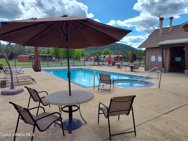 67 Bogie Ln, Blanchard, ID 83804