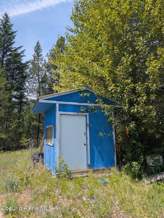 1807 Eileen Rd, Moyie Springs, ID 83845