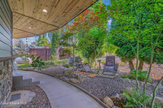 822 Ridgewood, Kamiah, ID 83536 - view of yard featuring a patio area