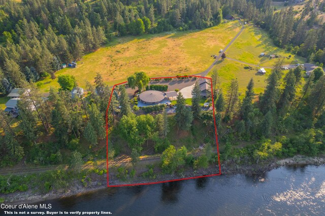 822 Ridgewood, Kamiah, ID 83536 - aerial overview of property's location featuring property boundaries highlighted and a nearby body of water
