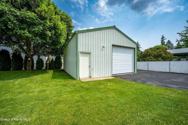 9270 N Maple St, Hayden, ID 83835 - detached garage featuring driveway