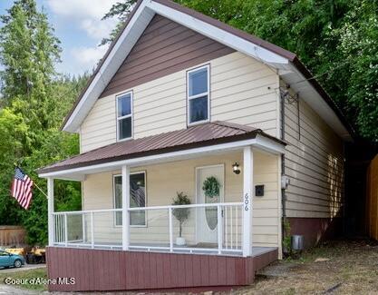 606 Residence St, Wallace, ID 83873 - view of front of property featuring a porch