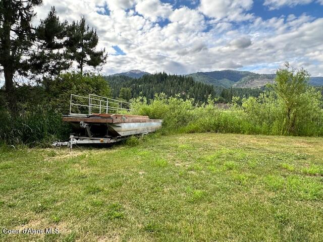 8700 Railroad Grade Rd, Saint Maries, ID 83861