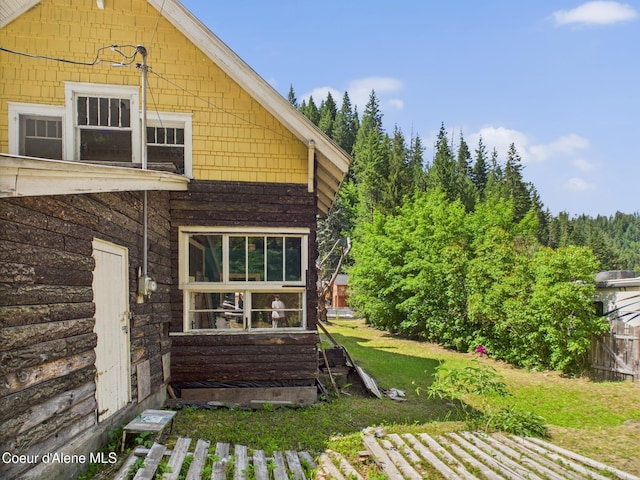 185 King St, Wallace, ID 83873 - view of green lawn