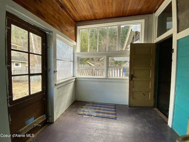 185 King St, Wallace, ID 83873 - unfurnished sunroom featuring healthy amount of natural light