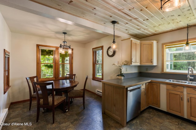 965 Denton Rd, Hope, ID 83836