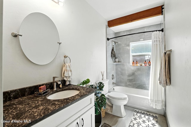 1106 Larch St Unit A, Sandpoint, ID 83864 - full bath featuring vanity, shower / tub combo with curtain, and beamed ceiling