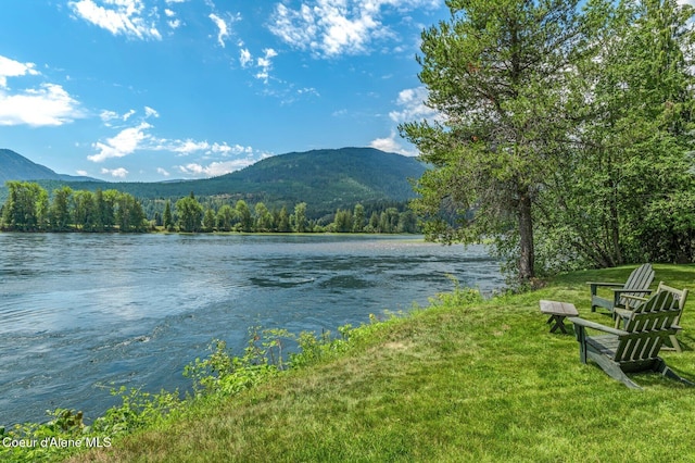 512 River Dr, Clark Fork, ID 83811 - water view featuring a mountainous background