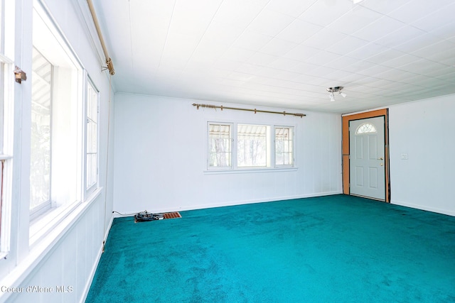 67 Nuchols Gulch Rd, Osburn, ID 83849 - unfurnished room featuring carpet floors and baseboards