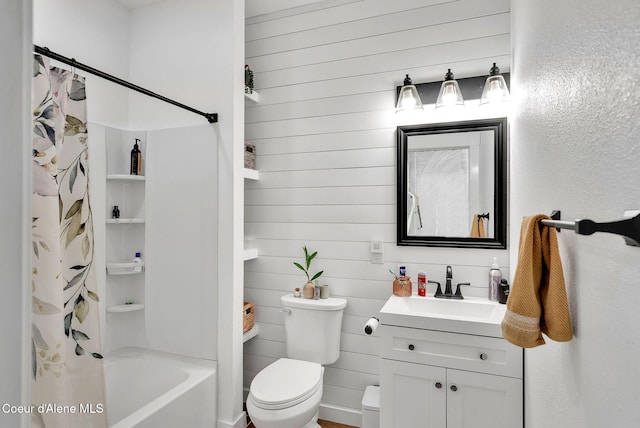 959 N Rutledge Ct, Coeur Dalene, ID 83814 - full bath with vanity, shower / bath combo with shower curtain, and wooden walls
