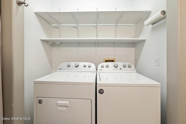 7315 W Lund St, Rathdrum, ID 83858 - laundry room with washer and dryer