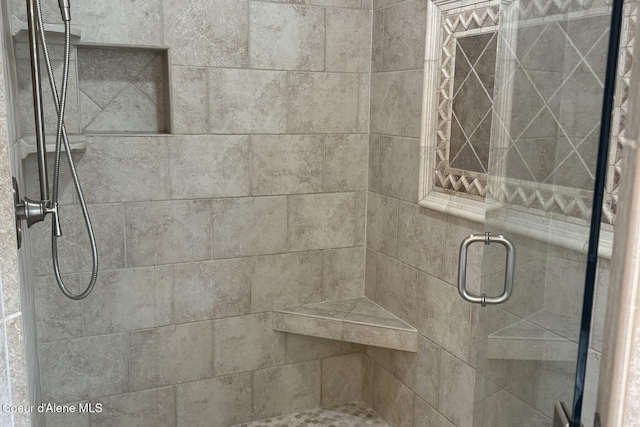 12155 N Yearling Cir, Hayden, ID 83835 - full bath featuring a stall shower