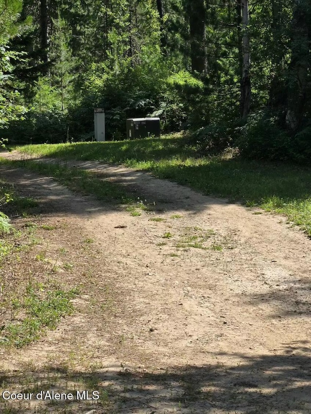376 Geronimo Ln, Sandpoint, ID 83864