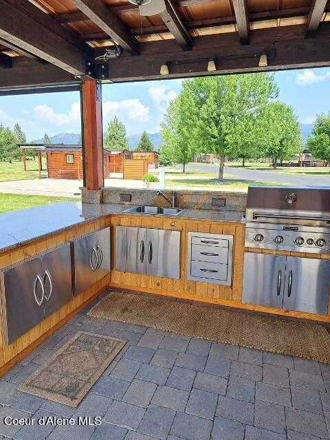 32 Bogie Ln, Blanchard, ID 83804