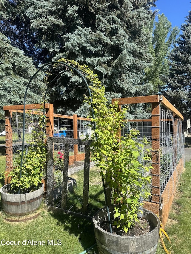 1150 Elm Dr, Saint Maries, ID 83861 - view of yard with a vegetable garden