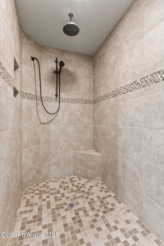 13408 E Copper River Ln, Spokane, WA 99206 - full bathroom featuring tiled shower