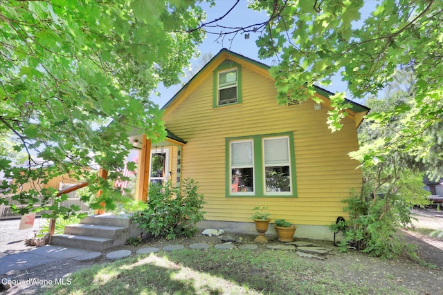 1505 N 3rd, Coeur Dalene, ID 83814 - view of bungalow-style house