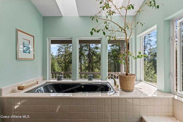 38 S Quail Run Unit B, Sandpoint, ID 83864 - bathroom featuring a bathtub